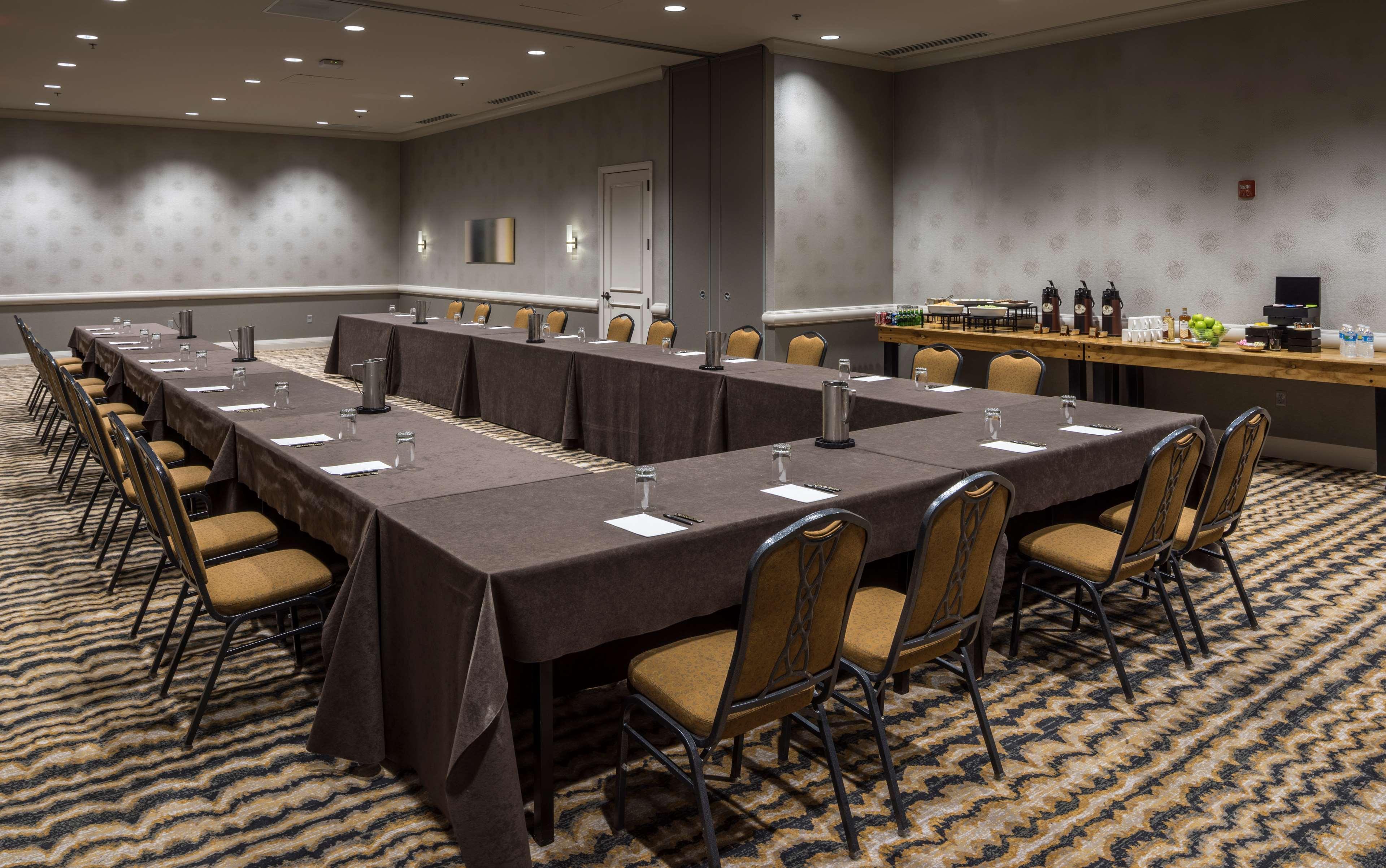 Hilton Old Town 4* Alexandria
