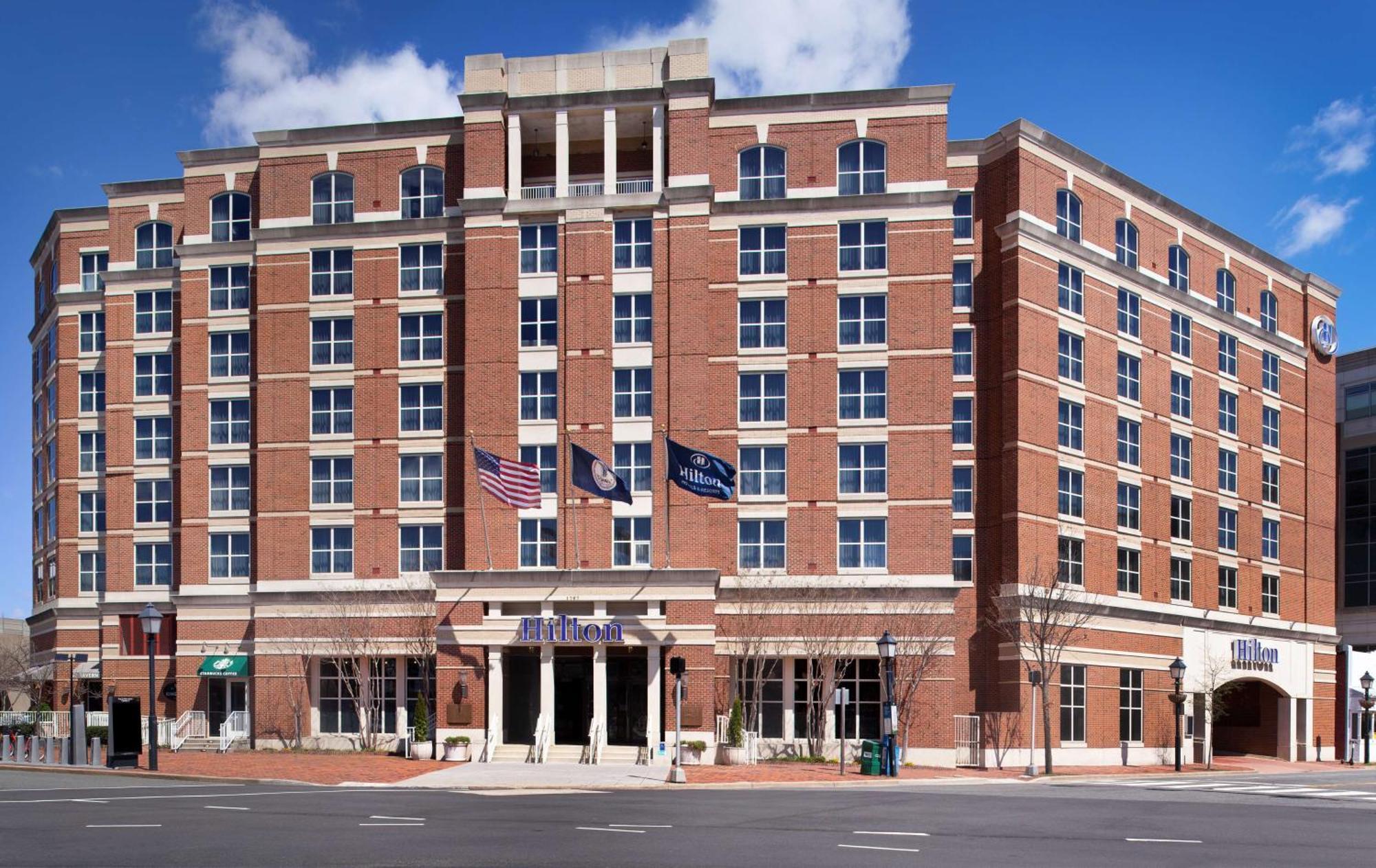 Hilton Old Town Hotel 4*