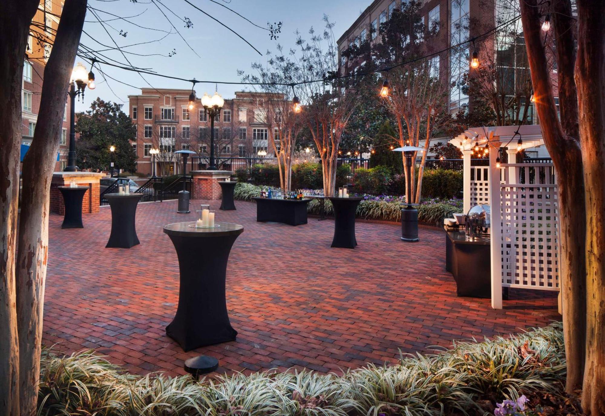 Hilton Old Town 4* Alexandria